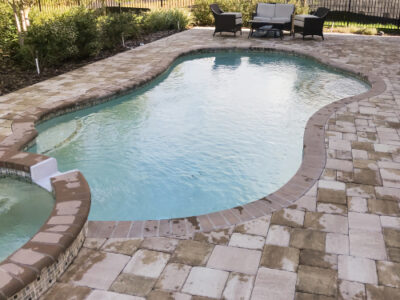Swimming,Pool,With,Stone,Pavers