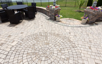 Ornamental,Brick,Paved,Outdoor,Patio,With,A,Circular,Design,In